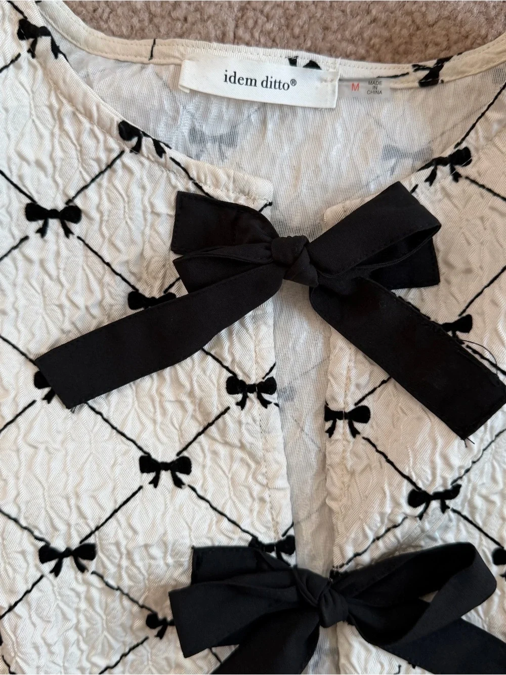 Idem ditto White Puff Sleeve Bow tie Accent Top blouse - Picture 5 of 7